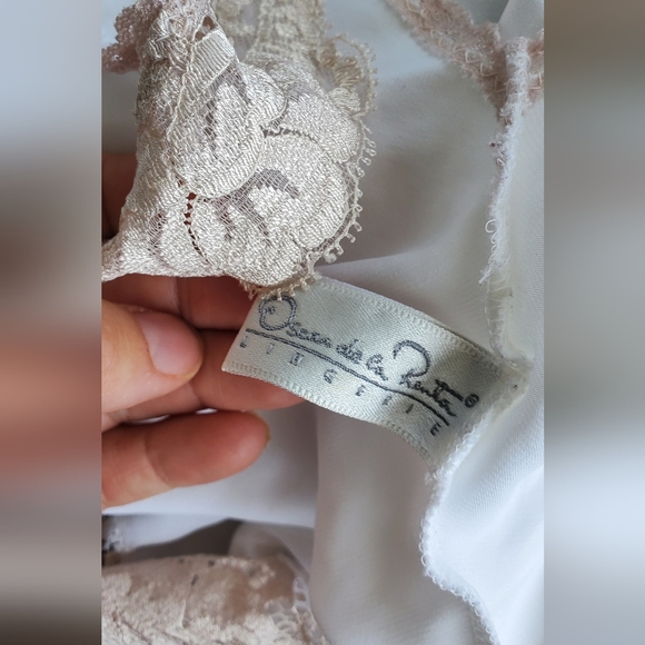 Vintage Oscar de la Renta Cream Lace Chemise Teddy Sz 32 M - Picture 5 of 6